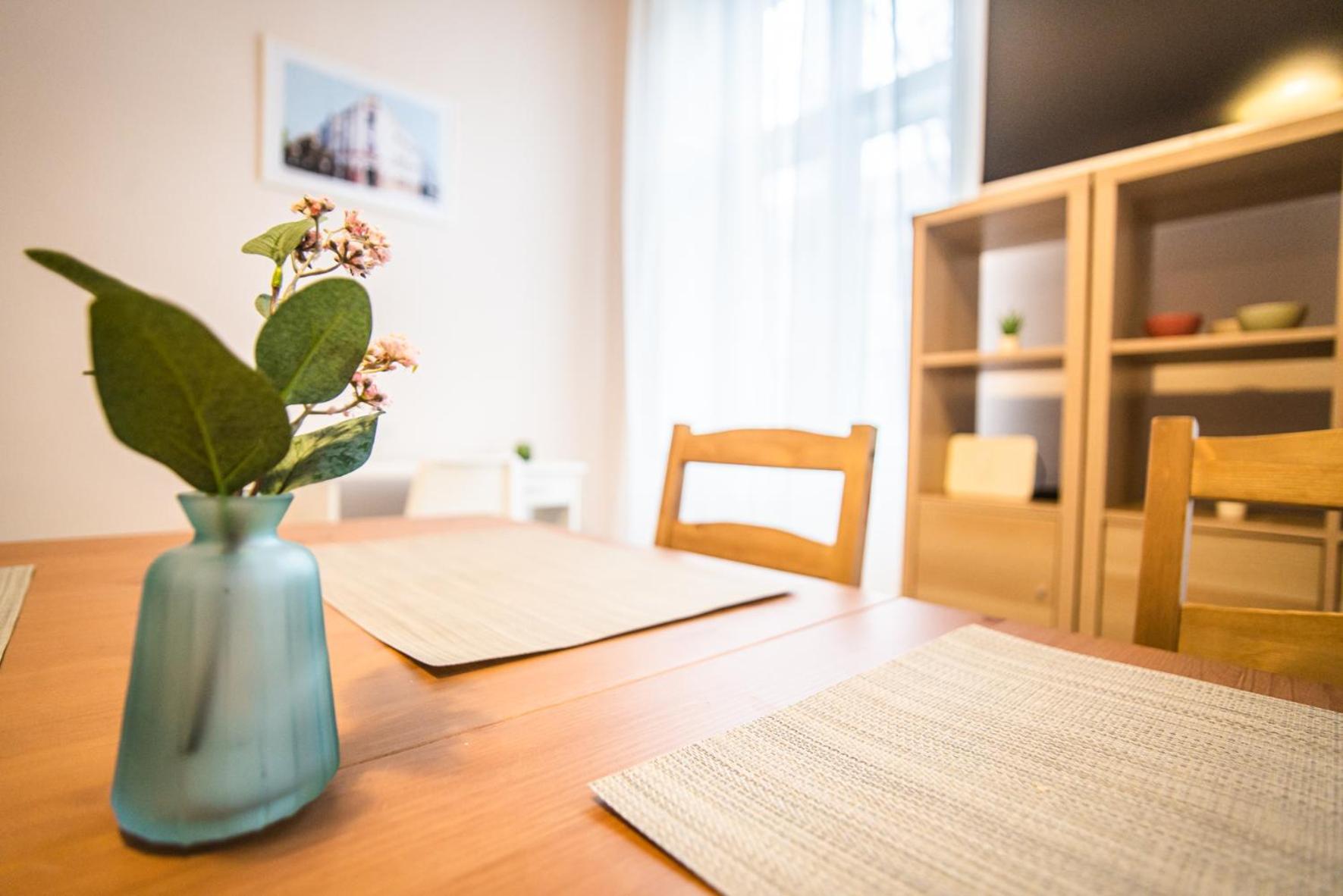 Spacious Apartment In Central Кечкемет Экстерьер фото